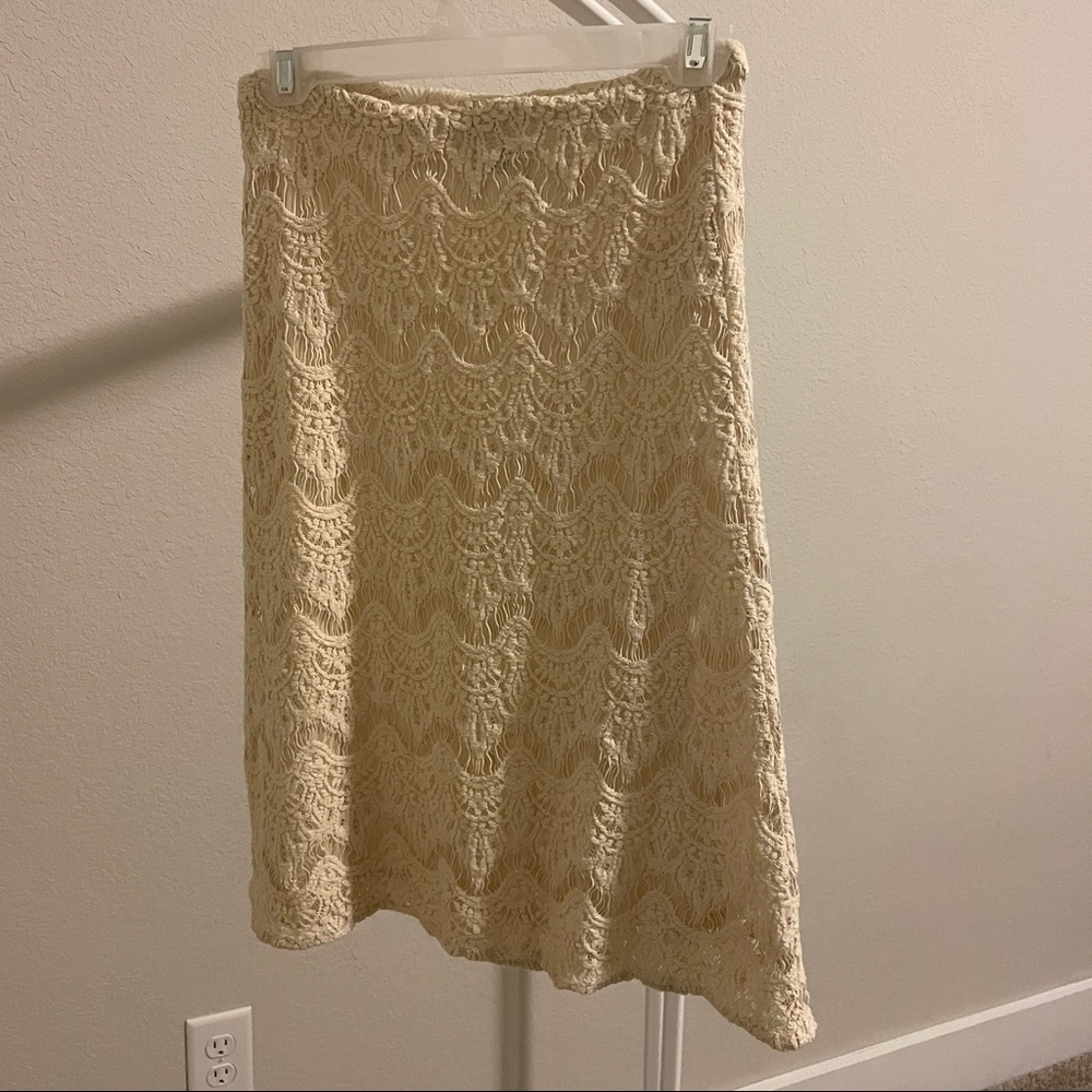 Beautiful Midi Skirt - Embroidered/Lace Style